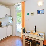 Charming Getaway W Panoramic Sea Views And Rewarded Garden Apartman *
