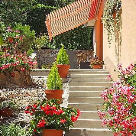 Charming Getaway W Panoramic Sea Views And Rewarded Garden Opatija