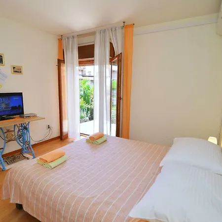 Charming Getaway W Panoramic Sea Views And Rewarded Garden Apartment Opatija