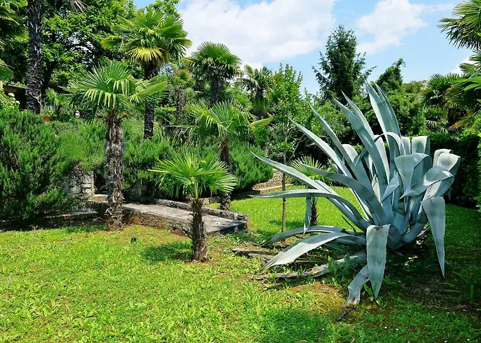 Charming Getaway W Panoramic Sea Views And Rewarded Garden * Opatija